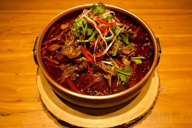 Signature Lamb Spine Hot Pot (招牌羊蝎子锅)